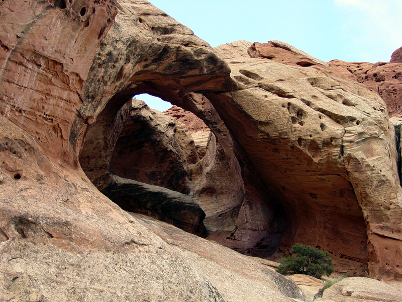 Double arch in Kayenta Formation in Upper Muley Twist Canyon